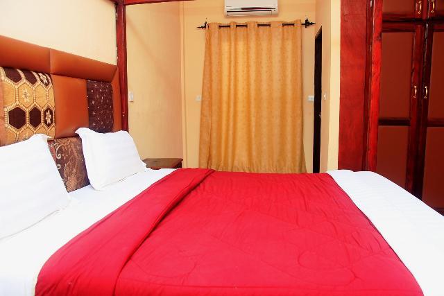 Bamboo Garden Hotel Serrekunda Exterior photo