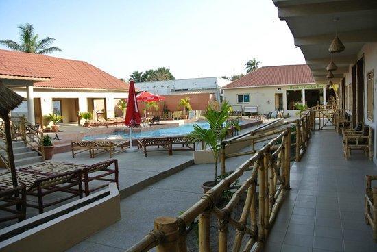 Bamboo Garden Hotel Serrekunda Exterior photo